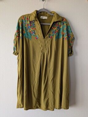 Angel Heart Boutique Boho Green Embroidered Mini Dress V-Neck Collared Size 2X